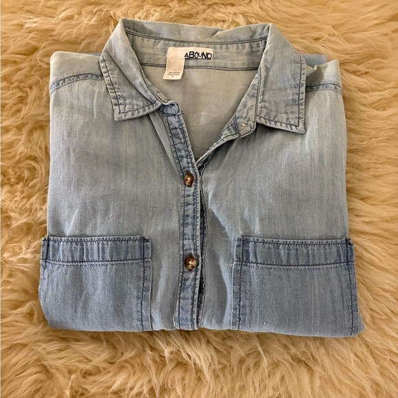 Abound Light Blue Boyfriend Button Down Cotton Shirt - Picture 4 of 5